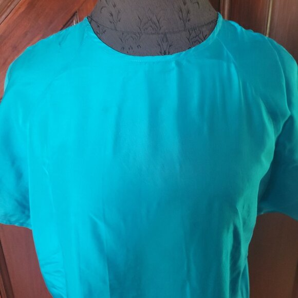 Angela Tone Womens Turquoise Short Sleeve Silk Blouse - Picture 2 of 5